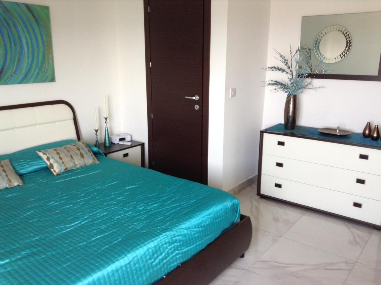 Seafront Apartment With Pool San Pawl il-Baħar Zewnętrze zdjęcie