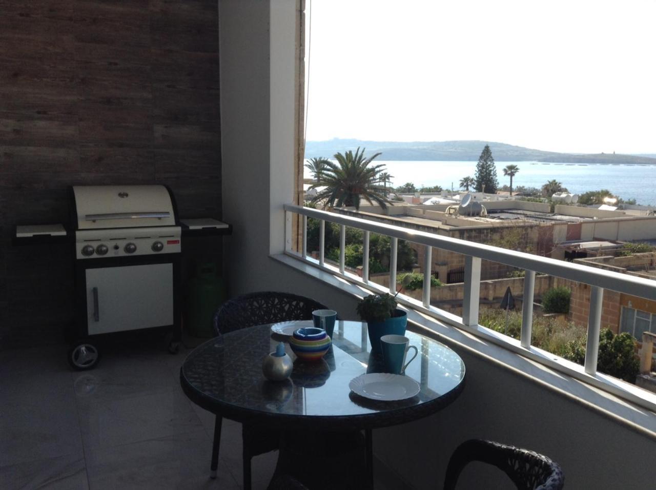 Seafront Apartment With Pool San Pawl il-Baħar Zewnętrze zdjęcie